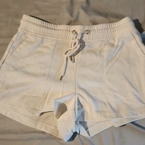 Lou & Grey Cream Athletic Shorts